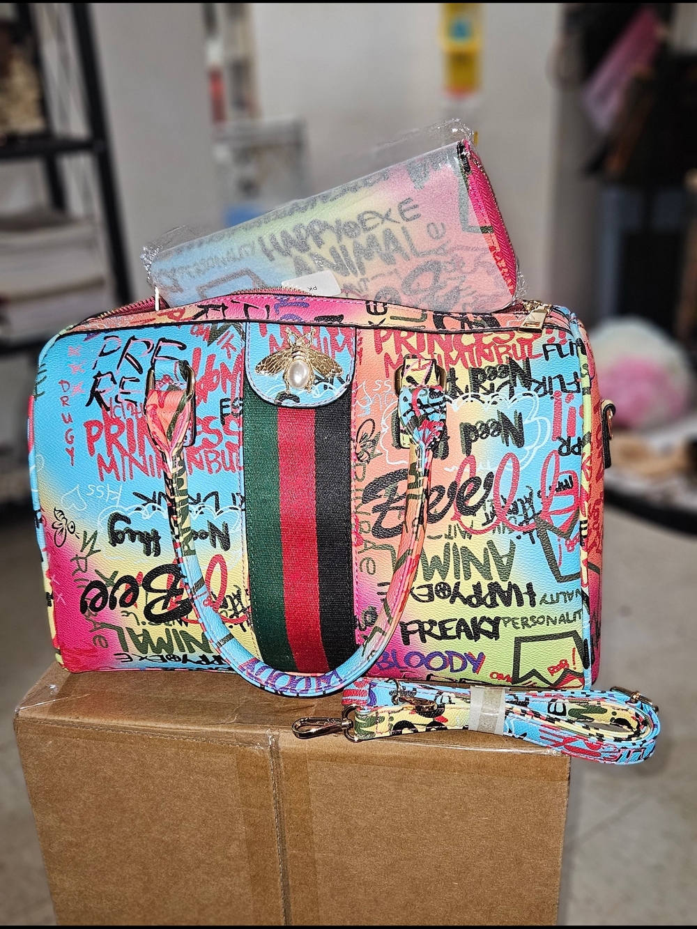 Colorful Graffiti Print Women’s Satchel Bag with Stripe Accent Set